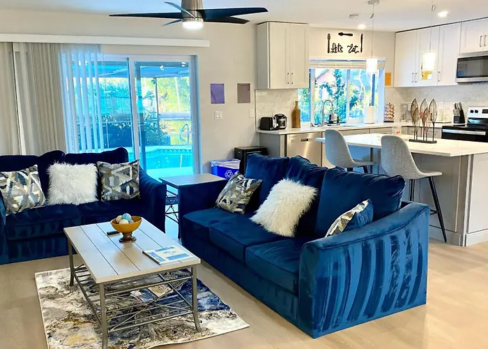 Waterfront Gulf Gateway: Pool/Dock/Grill/Gameroom