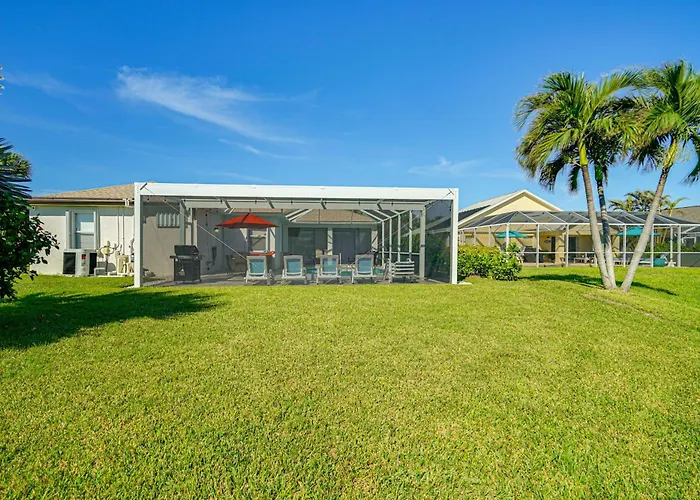 Sunny Fort Myers Home W/ Heated Pool!
